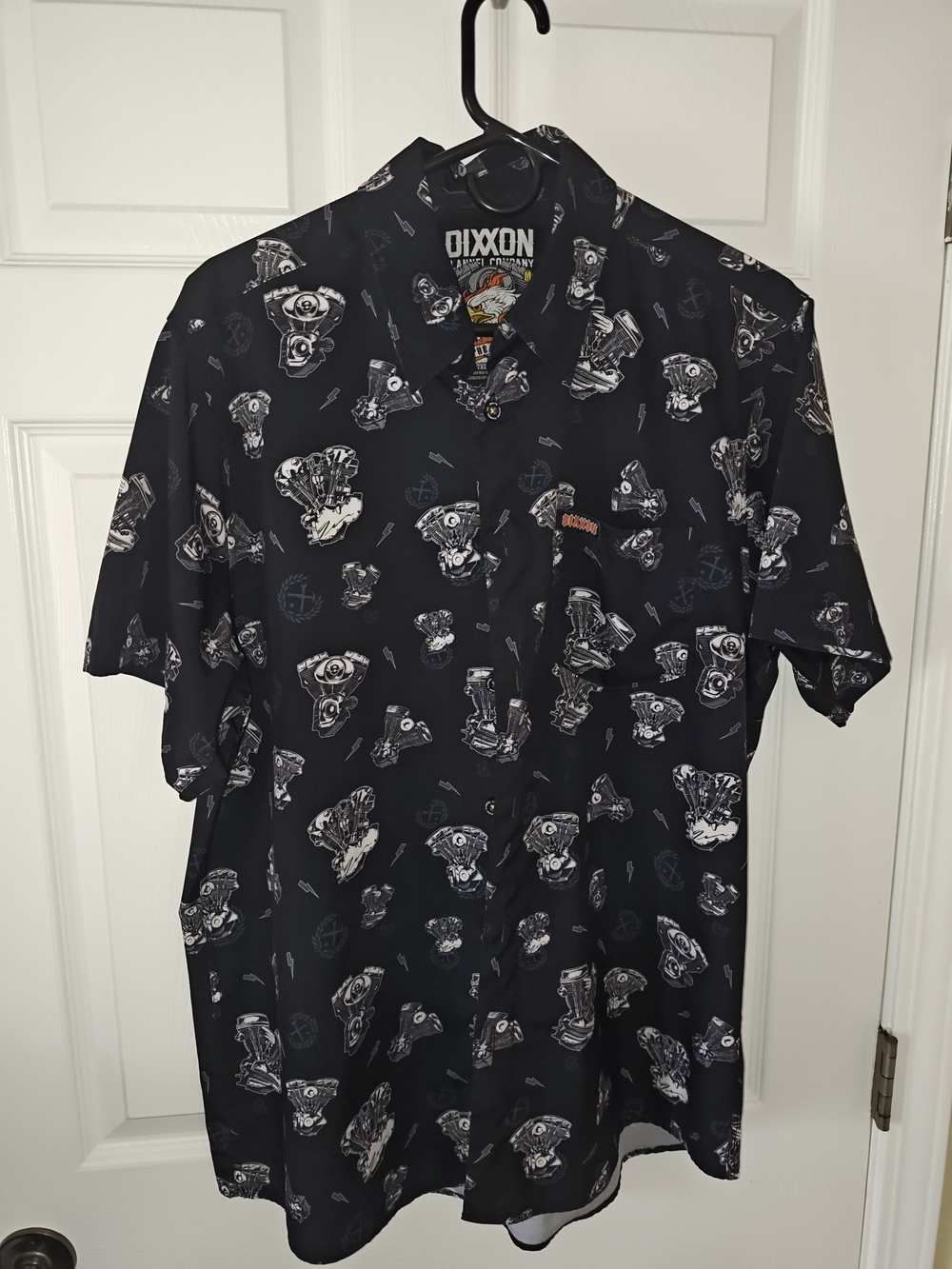 Dixxon Flannel Co "The Moto" Black Short Sleeve Button Up Mens M Shirt